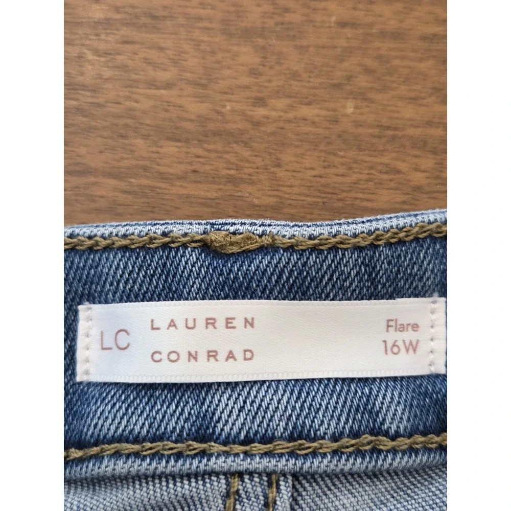 Lauren Conrad High Rise‎ Flare Jeans Sz 16 W Medium Light Wash